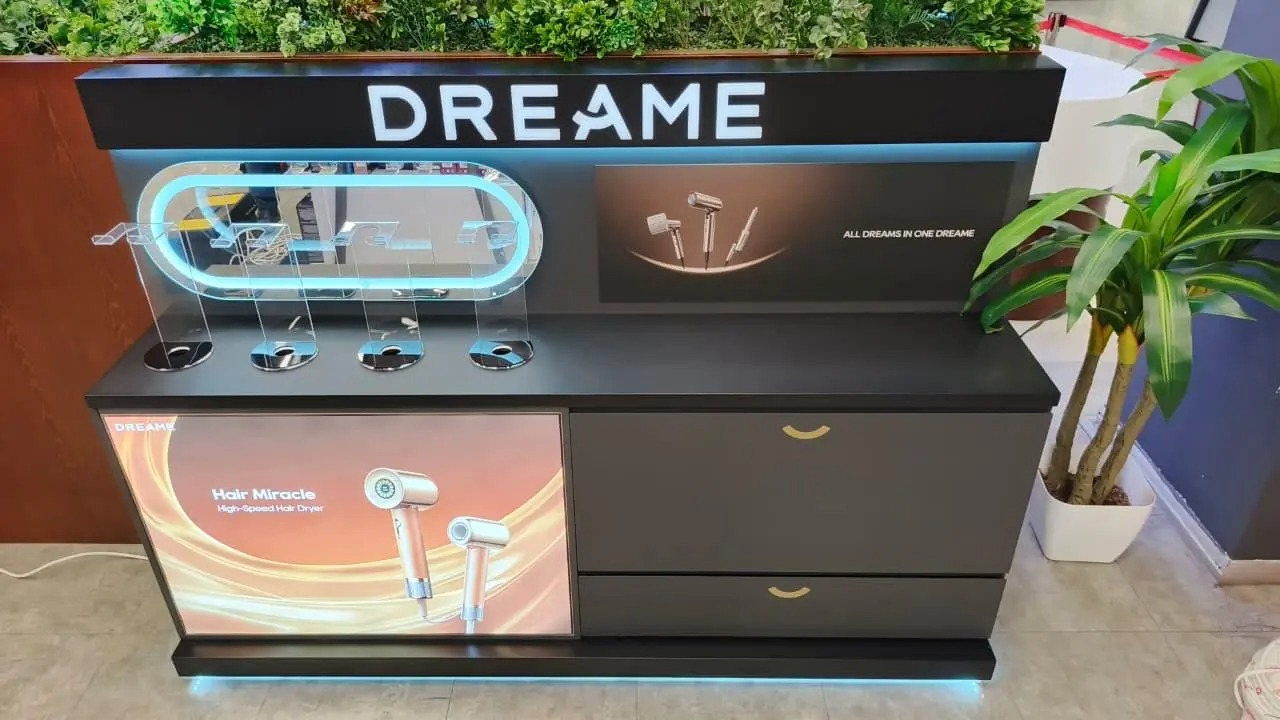 Dreame Stands